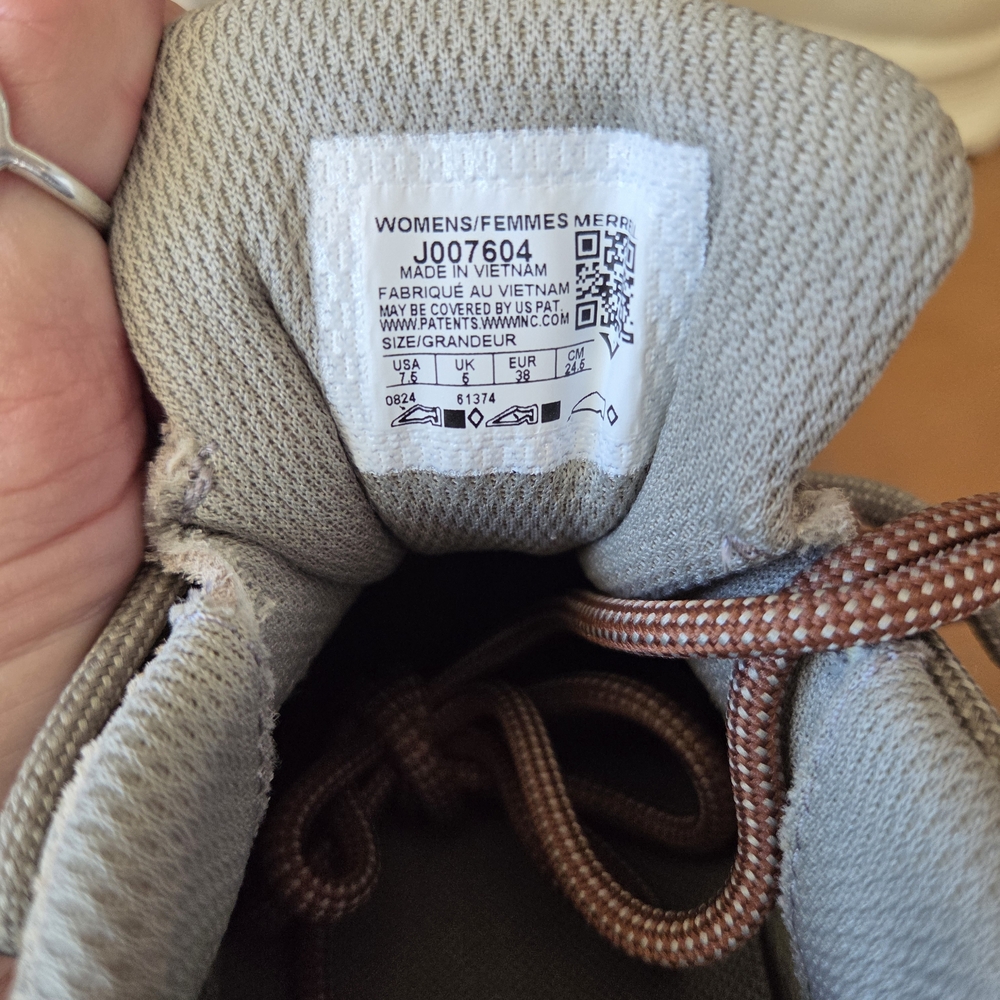 SOLD!!!!!!Merrell Women's Ontario SP Lace In Aluminum Hiking Shoes - Picture 3 of 10